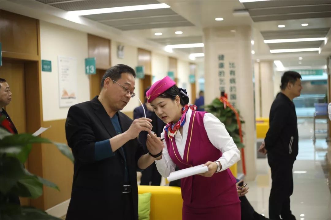 焦作24小时套医保卡(北京医保卡使用指南)